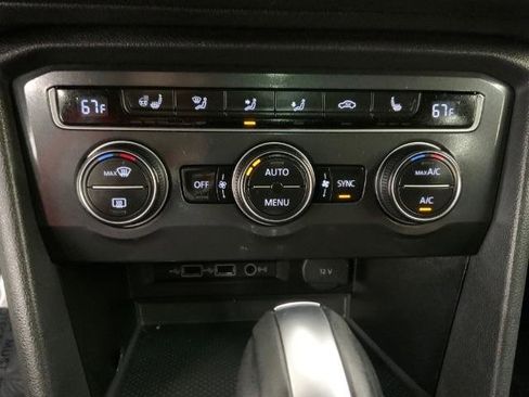 Used 2019 Volkswagen Tiguan SEL Premium AWD/4WD image 19