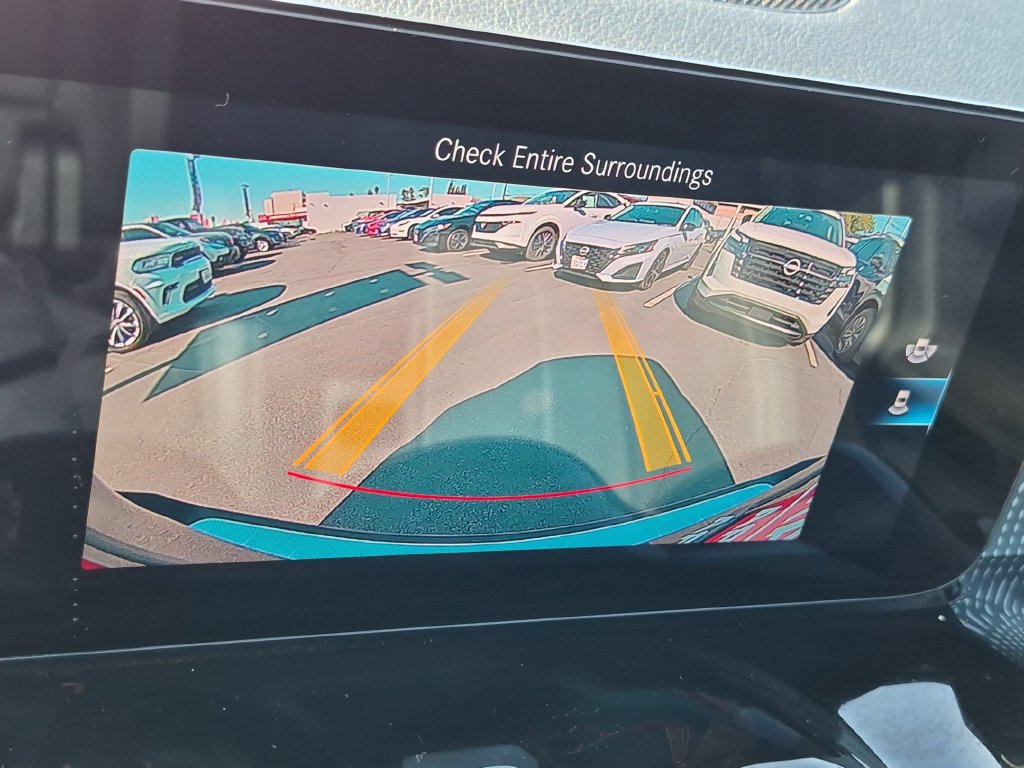 Used 2023 Mercedes-Benz GLB 250 image 27