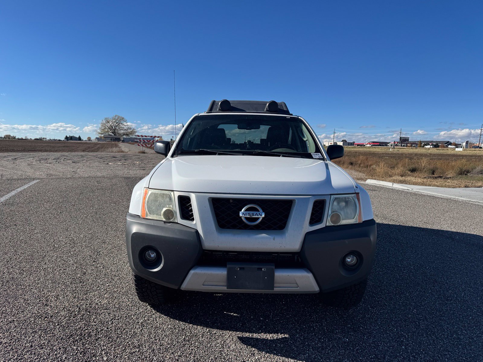 Used 2011 Nissan Xterra PRO-4X w/ Pro-4x Leather Pkg AWD/4WD image 2