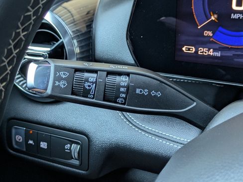 New 2025 Chevrolet Blazer EV LT image 16