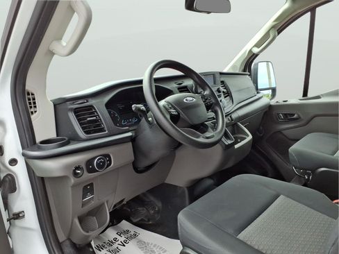Used 2025 Ford Transit 250 Low Roof w/ Exterior Upgrade Package RWD image 9