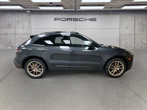 Certified 2023 Porsche Macan S AWD/4WD image 8