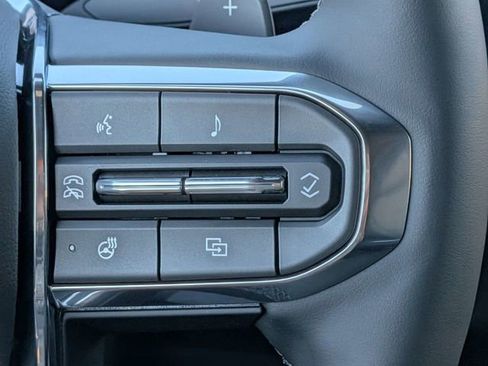New 2026 GMC Yukon Denali w/ Denali Reserve Package AWD/4WD image 32