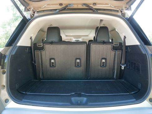 Certified 2023 Nissan Pathfinder Platinum AWD/4WD image 18