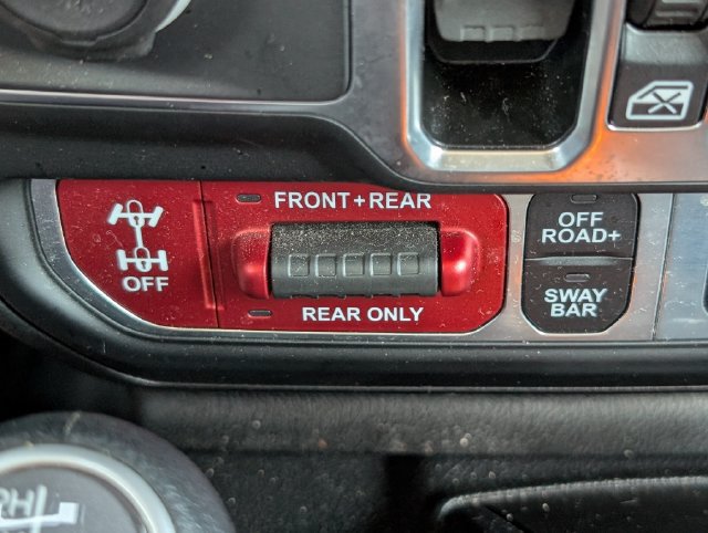 Used 2025 Jeep Wrangler Unlimited Rubicon AWD/4WD image 20