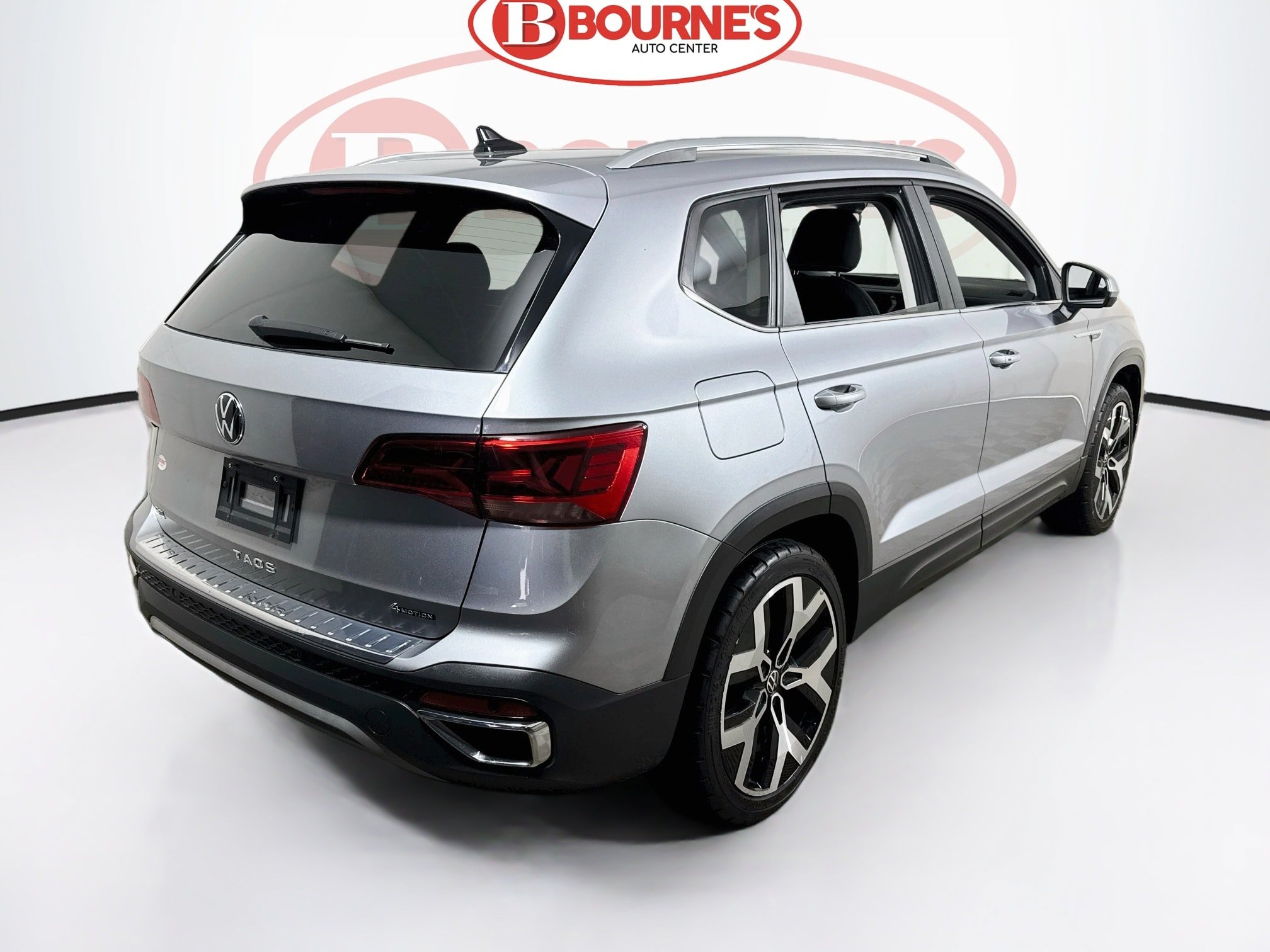 Used 2023 Volkswagen Taos SEL AWD/4WD image 11