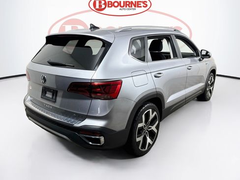 Used 2023 Volkswagen Taos SEL AWD/4WD image 11
