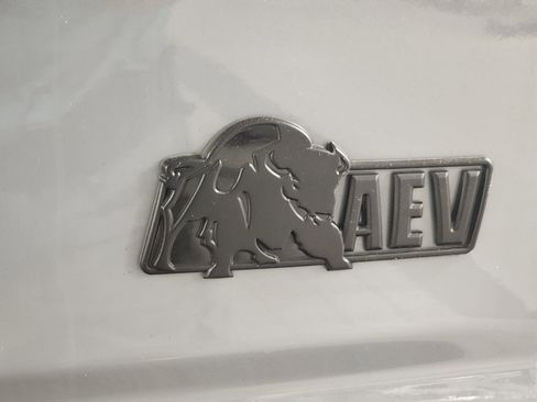 Used 2024 Chevrolet Silverado 2500 ZR2 w/ ZR2 Bison Edition image 18