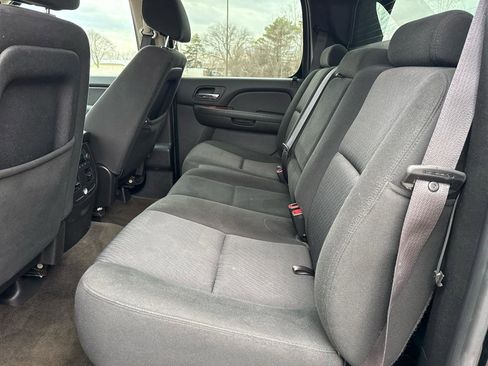 Used 2012 Chevrolet Avalanche LT image 21