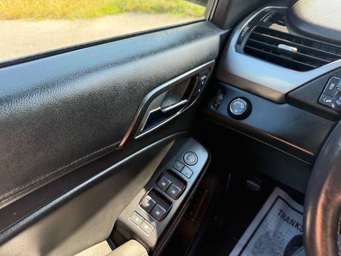 Used 2015 Chevrolet Tahoe LT RWD image 53