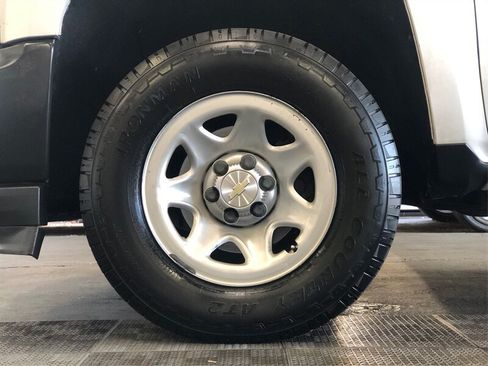 Used 2018 Chevrolet Silverado 1500 W/T AWD/4WD image 17