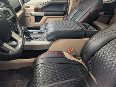 Used 2015 Ford F150 Lariat w/ Equipment Group 502A Luxury AWD/4WD image 8