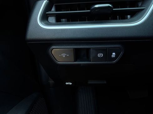Used 2025 Kia K4 FWD image 21