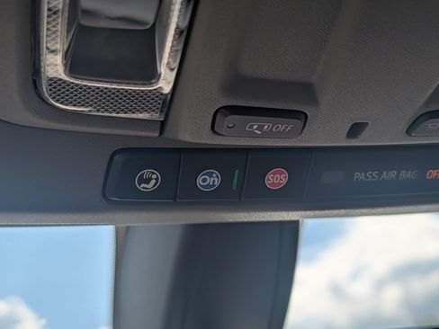 Used 2021 GMC Sierra 1500 Elevation w/ LPO, Elevation Black Package AWD/4WD image 33