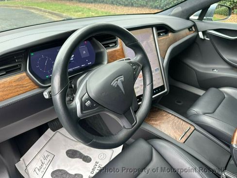 Used 2018 Tesla Model S 100D image 11