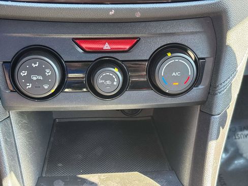 Used 2019 Subaru Crosstrek 2.0i Premium image 24
