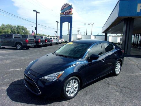 Used 2018 Toyota Yaris iA image 1