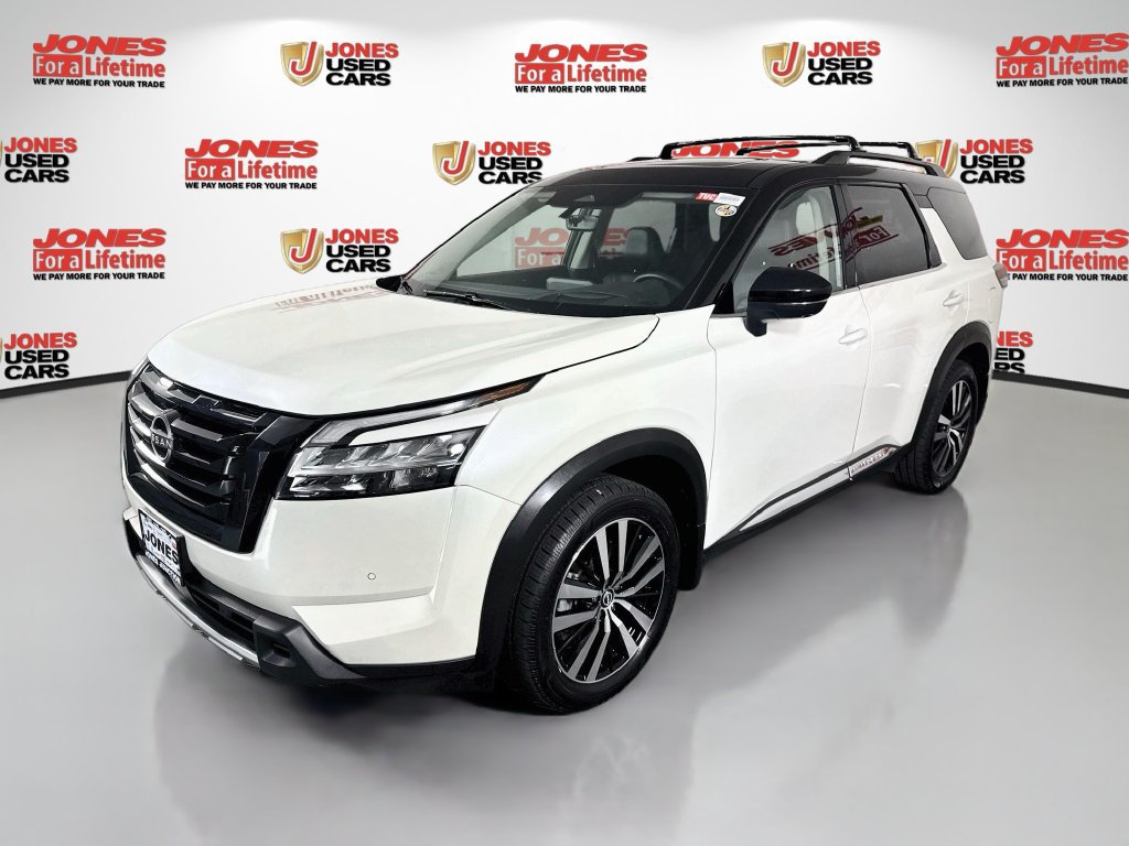 Certified 2024 Nissan Pathfinder Platinum AWD/4WD image 16