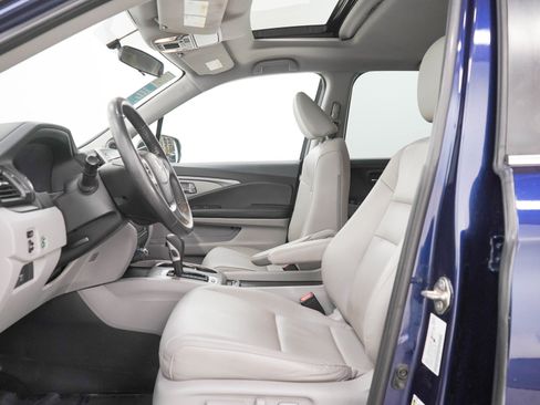 Used 2019 Honda Ridgeline RTL image 23