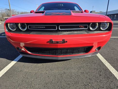 Used 2015 Dodge Challenger R/T w/ Quick Order Package 22B R/T image 20