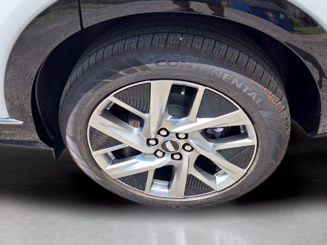 New 2027 Cadillac Optiq Luxury AWD/4WD image 12