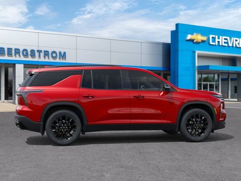 New 2026 Chevrolet Traverse LT image 5