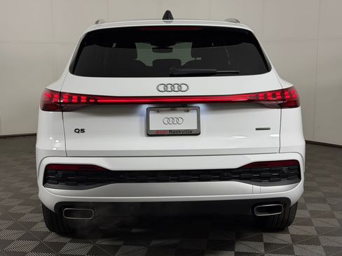 Used 2025 Audi Q5 Premium w/ Convenience Package AWD/4WD image 9