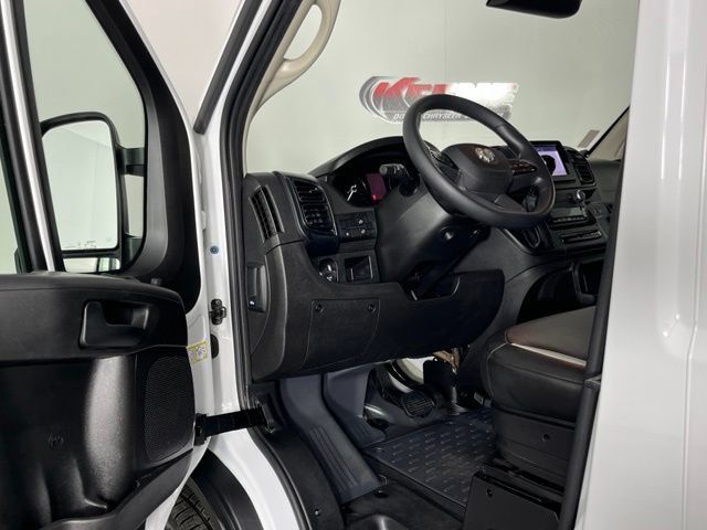 Used 2025 RAM ProMaster 3500 w/ Convenience Group FWD image 21