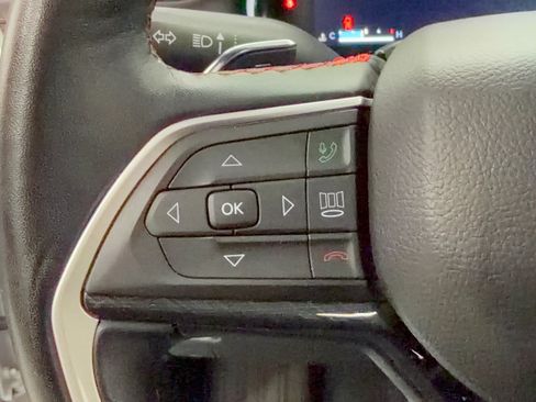 Used 2022 Jeep Grand Cherokee Trailhawk AWD/4WD image 18