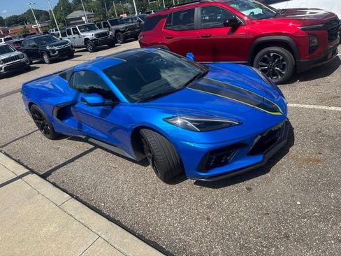 Used 2024 Chevrolet Corvette Stingray Preferred Conv w/ Z51 Performance Package RWD image 3