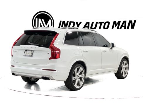 Used 2018 Volvo XC90 T6 Momentum w/ Convenience Package AWD/4WD image 4