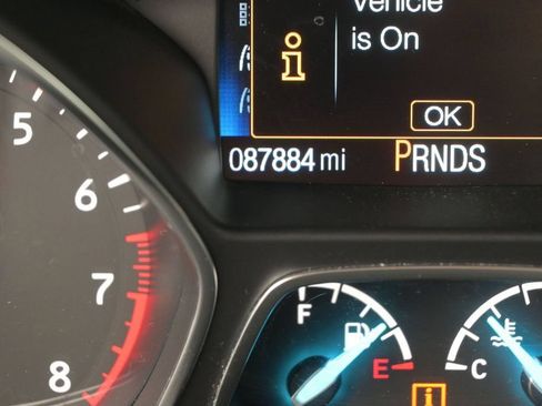 Used 2018 Ford Escape SE w/ SE Sync 3 Package FWD image 34