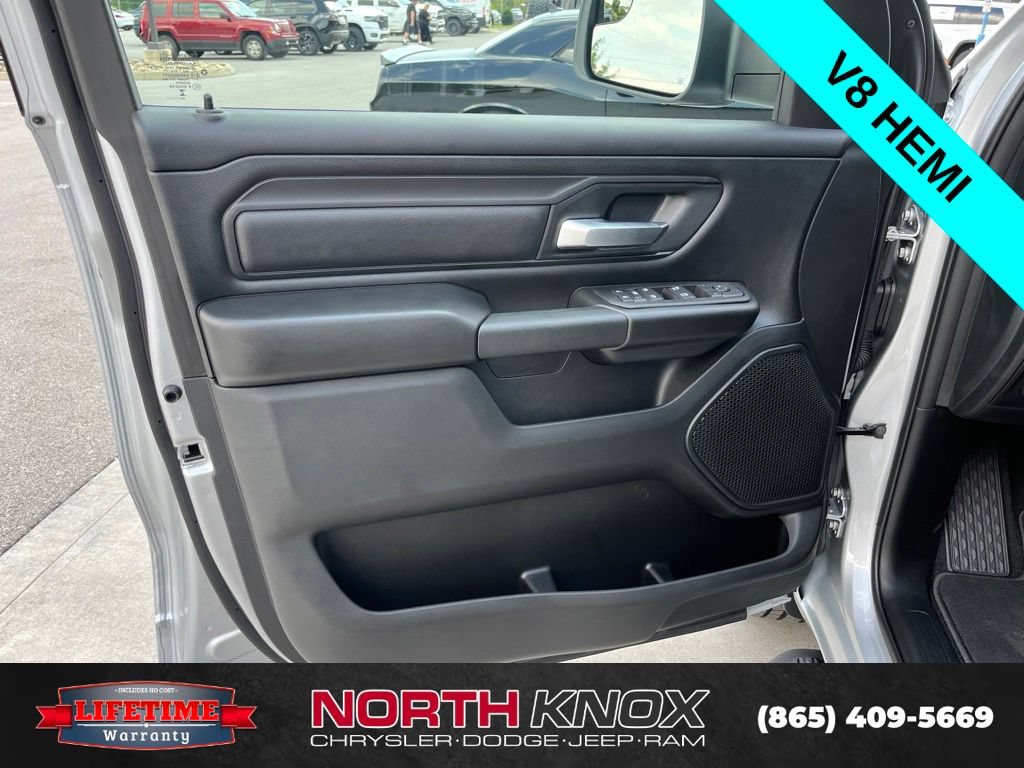 New 2026 RAM 1500 Express AWD/4WD image 4