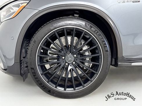 Used 2021 Mercedes-Benz GLC 63 AMG 4MATIC image 38