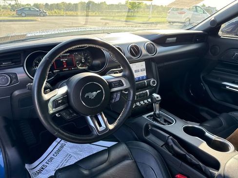 Used 2022 Ford Mustang GT Premium w/ Equipment Group 401A RWD image 18