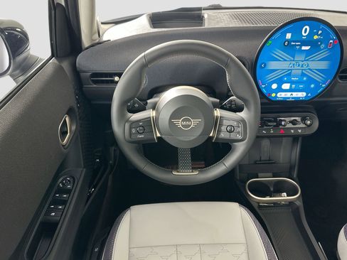 Used 2025 MINI Cooper S image 23