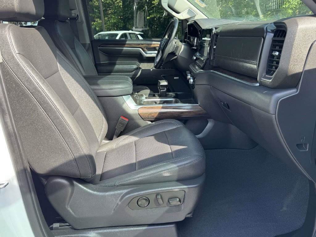 Used 2023 GMC Sierra 1500 SLT w/ SLT Premium Package AWD/4WD image 15