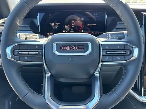 New 2026 GMC Acadia Elevation w/ Elevation Premium Package FWD image 22