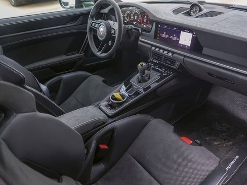 Certified 2026 Porsche 911 GT3 w/ Weissach Package RWD image 43