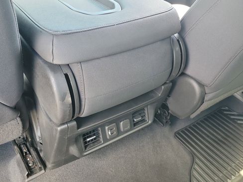 Used 2021 GMC Sierra 1500 Elevation AWD/4WD image 15