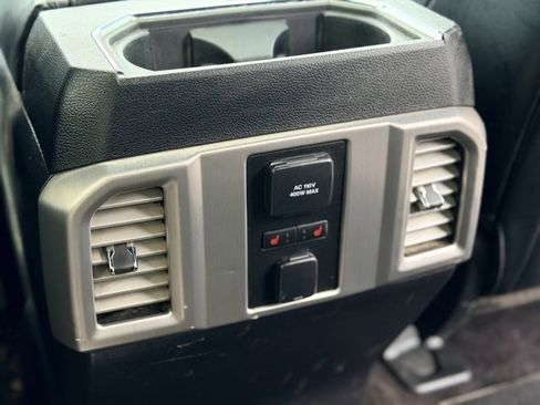 Used 2015 Ford F150 Platinum w/ Equipment Group 701A Luxury image 25