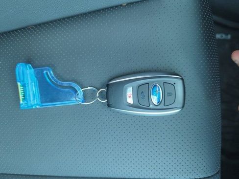 Used 2025 Subaru Forester Limited image 36