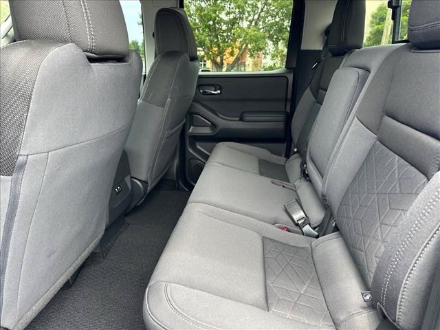 Certified 2025 Nissan Frontier SV RWD image 11