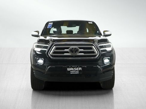 Used 2023 Toyota Tacoma Limited AWD/4WD image 8