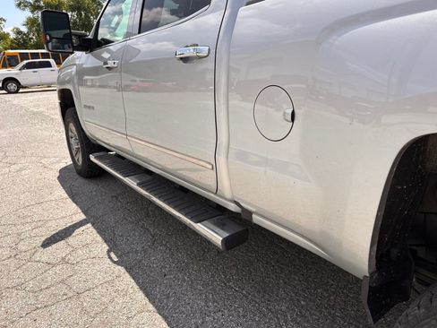 Used 2019 Chevrolet Silverado 2500 LTZ w/ Duramax Plus Package AWD/4WD image 5