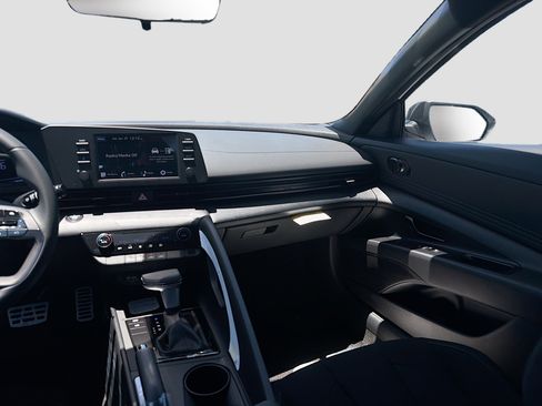 New 2026 Hyundai Elantra Sport FWD image 16