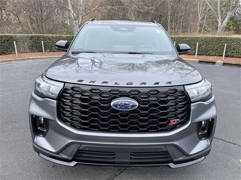 Used 2025 Ford Explorer ST w/ Sun And Sound Package image 2