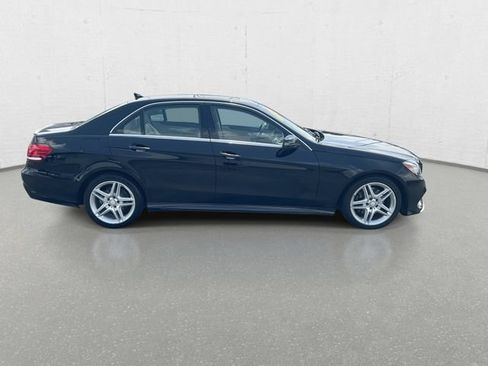 Used 2014 Mercedes-Benz E 350 4MATIC Sedan image 32