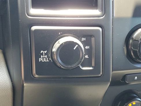 Used 2018 Ford F150 XL w/ Equipment Group 101A Mid AWD/4WD image 26