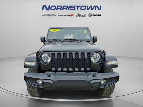Certified 2021 Jeep Wrangler Unlimited Sahara image 2